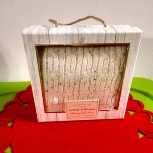 Warming Back Wrap by Wendy Bellissimo